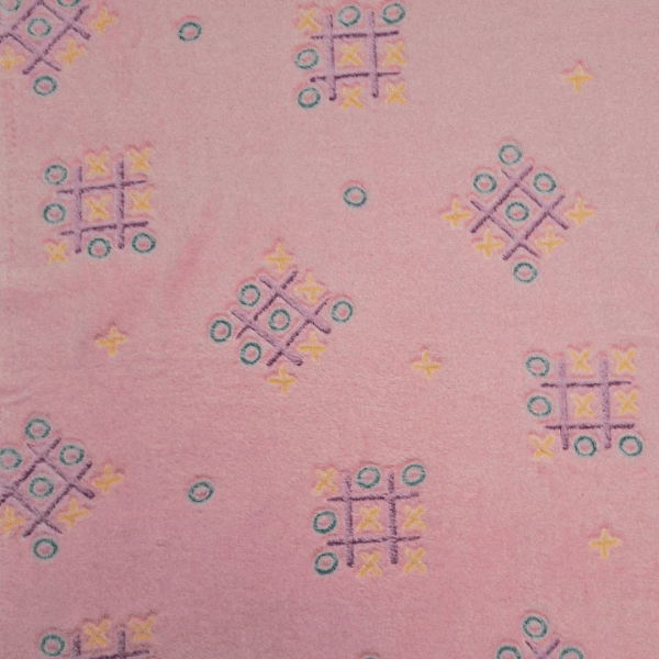 Fleece Brilha no Escuro Jogo da Velha Rosa